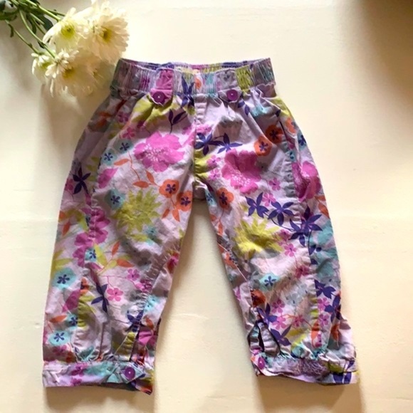 Alphabet Button Capris Pants Floral Print 3T - Picture 1 of 3